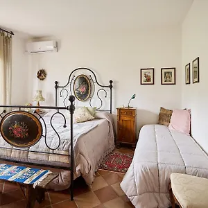 Apartment Poliflora 